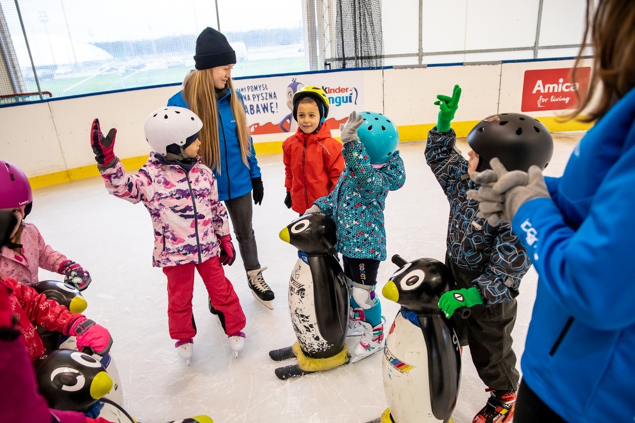 Zajęcia dla dzieci na lodowisku